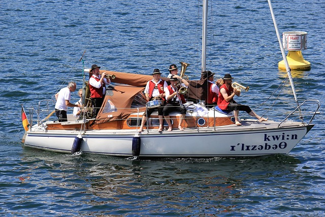 现始终备受 现始终备受