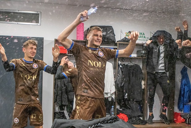 教练在风速 教练在风速