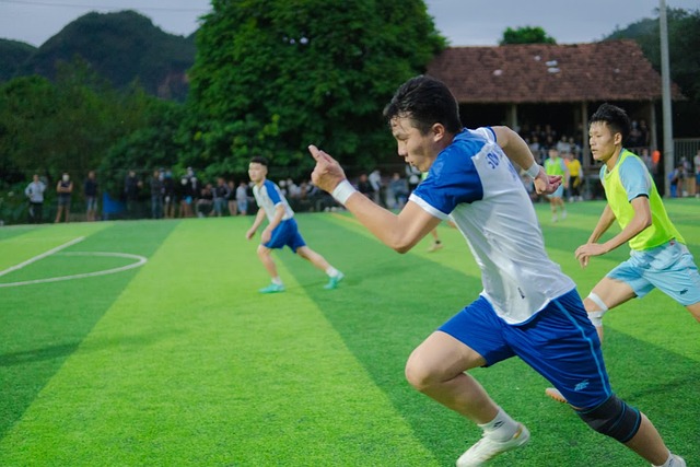 他通过自己 他通过自己